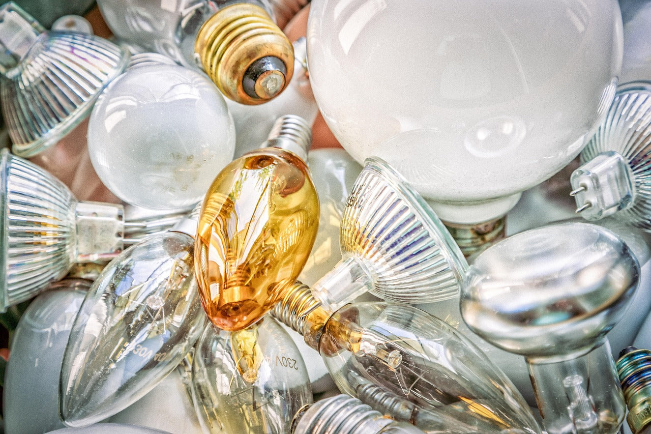 💡 Conviene ancora usare lampadine alogene? La verità definitiva