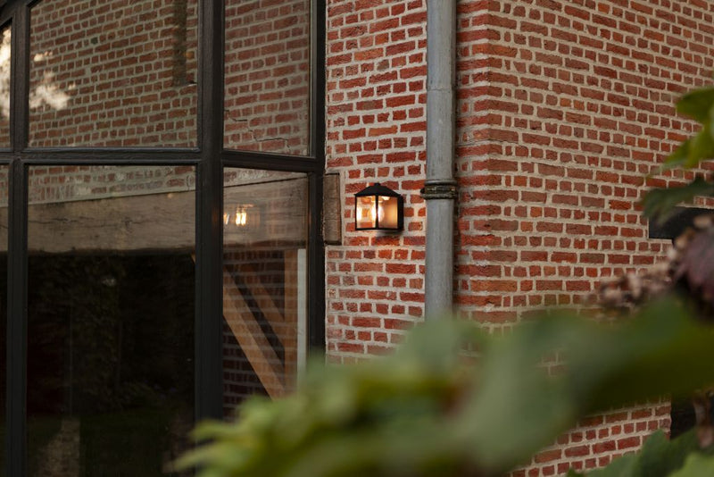 The SPIRE outdoor wall light - E27 - LAMPADINA NON INCLUSA