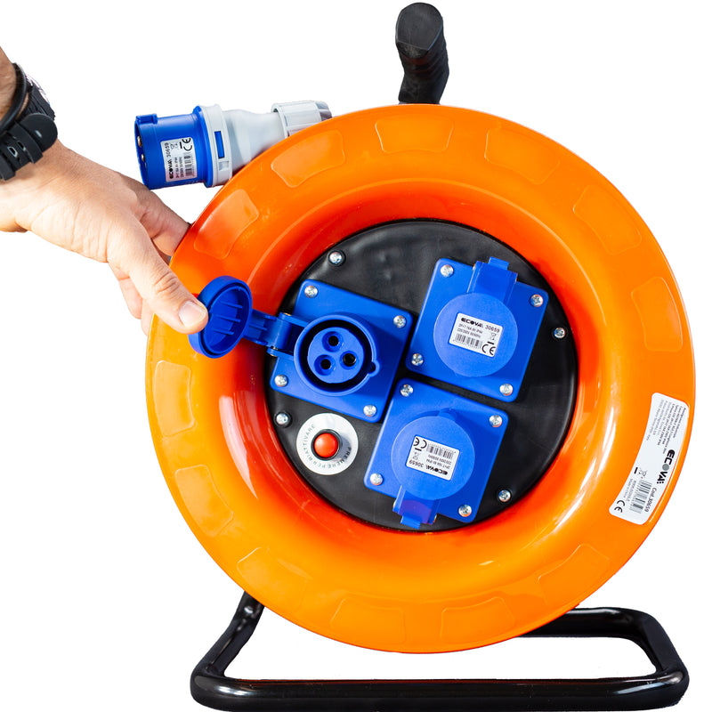 Avvolgicavo industriale IP44 - 3 prese CEE - 30 metri 220V Cavo in Neoprene H07rn-f - ElettroWatt.eu