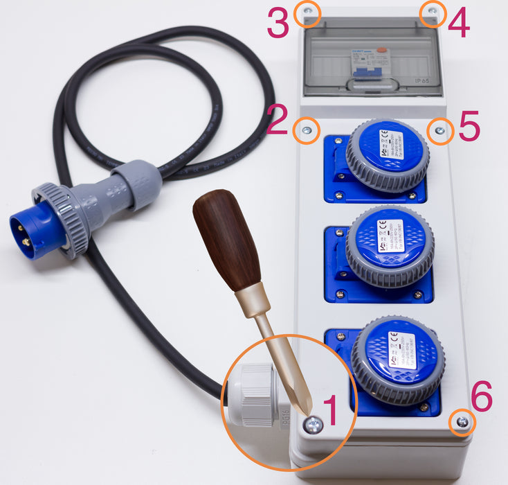 QUADRO ELETTRICO DA CANTIERE ASC 220V MONOFASE CON 4 PRESE IP67 DA 16A - ElettroWatt.eu