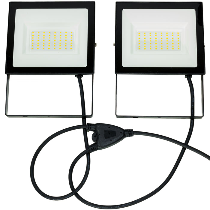 KIT 2 PROIETTORI TERMINUS 50W CAD. 4000LM CAD. CABLIATI CON TREPIEDE - ElettroWatt.eu